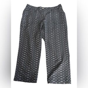 CHICO’S WEEKENDS Black & Gray Geometric Pattern Cropped Casual Pants Size 10